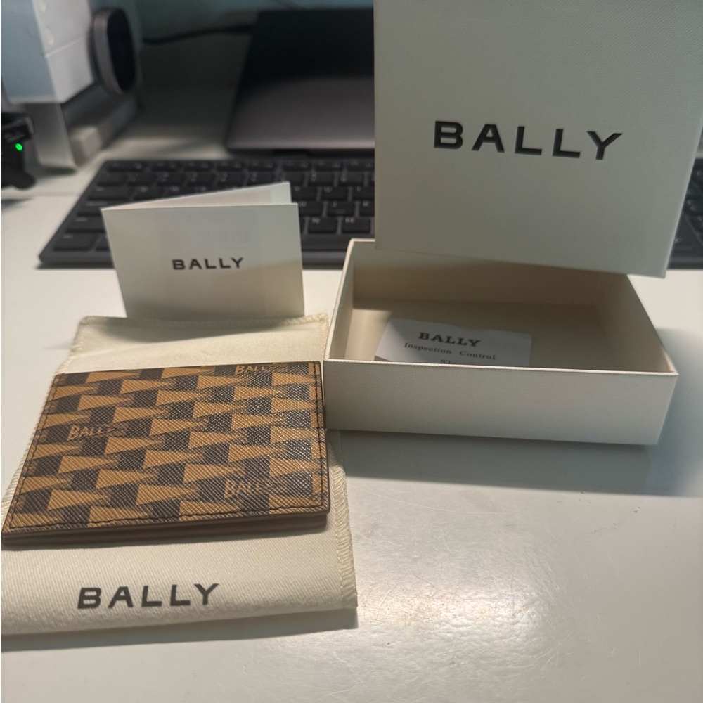 Bally Tan and Brown Checkered Card Holder